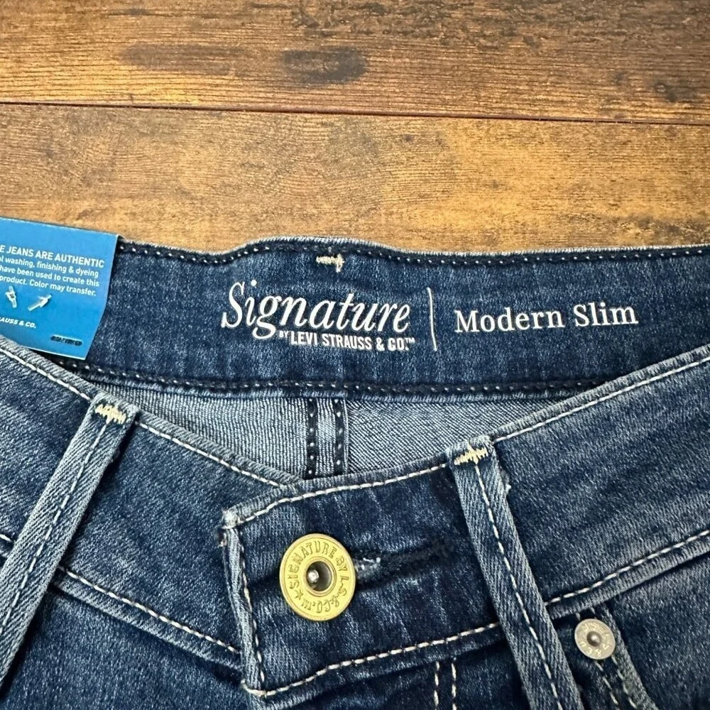 Signature By Levi Strauss & Co. Modern Slim Jeans Womens 8M Medium Wash Super St - Picture 4 of 8